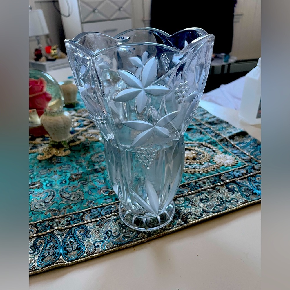 Flower jar